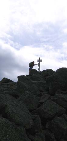Diane on Mount Adams (photo by Mark Malnati)