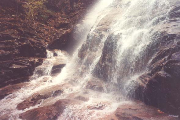 Autumn photo of a lower portion of Arethusa Falls (photo by Webmaster)