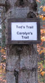 Trail sign (photo by Mark Malnati)