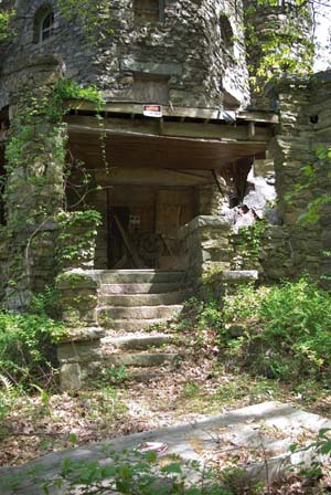 Hearthstone Castle (photo by Sunshyn)