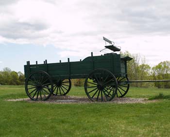 The landmark wagon at Wagon Hil Farm (photo by Webmaster)