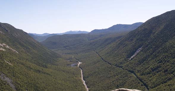 The view from Mount Willard's ledges showing the U-shape of Crawford Notch (photo by Webmaster)